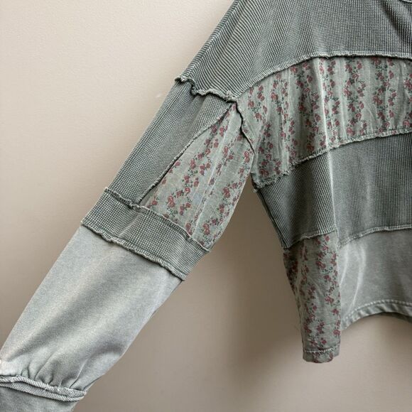 Sold - Picture 3 of 5